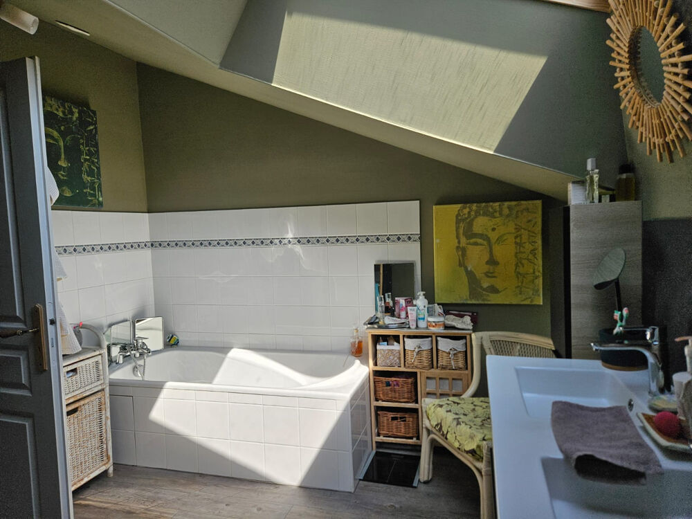 à vendre  Maison Saint-Dizant-du-Gua (17240)
