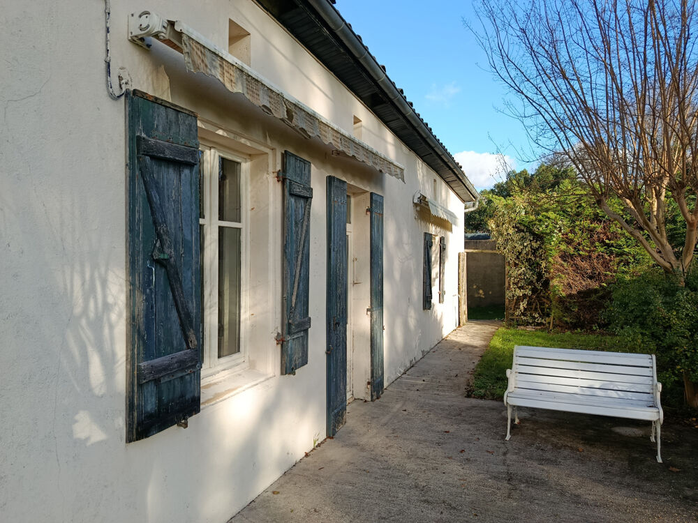 Vente Maison Maison en pierre avec grandes d�pendances Consac
