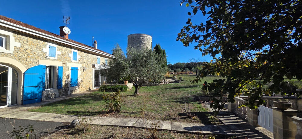 Vente Maison PROPRIÉTÉ CHARENTAISE AVEC OLIVERAIE, 4HA DE TERRAIN, VUE ESTUAIRE Mirambeau
