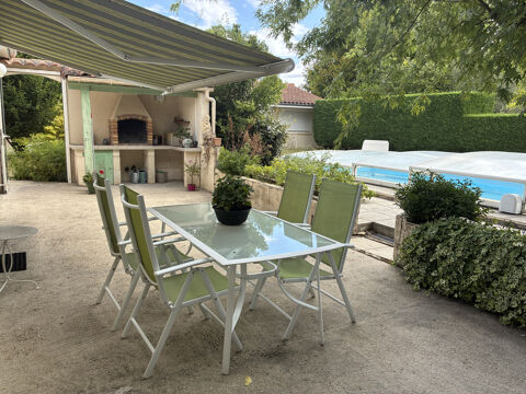   MAISON PLAIN PIED, 3 CHAMBRES,  GARAGES, JARDIN, PISCINE Maison - 4 pièce(s) - 100 m²