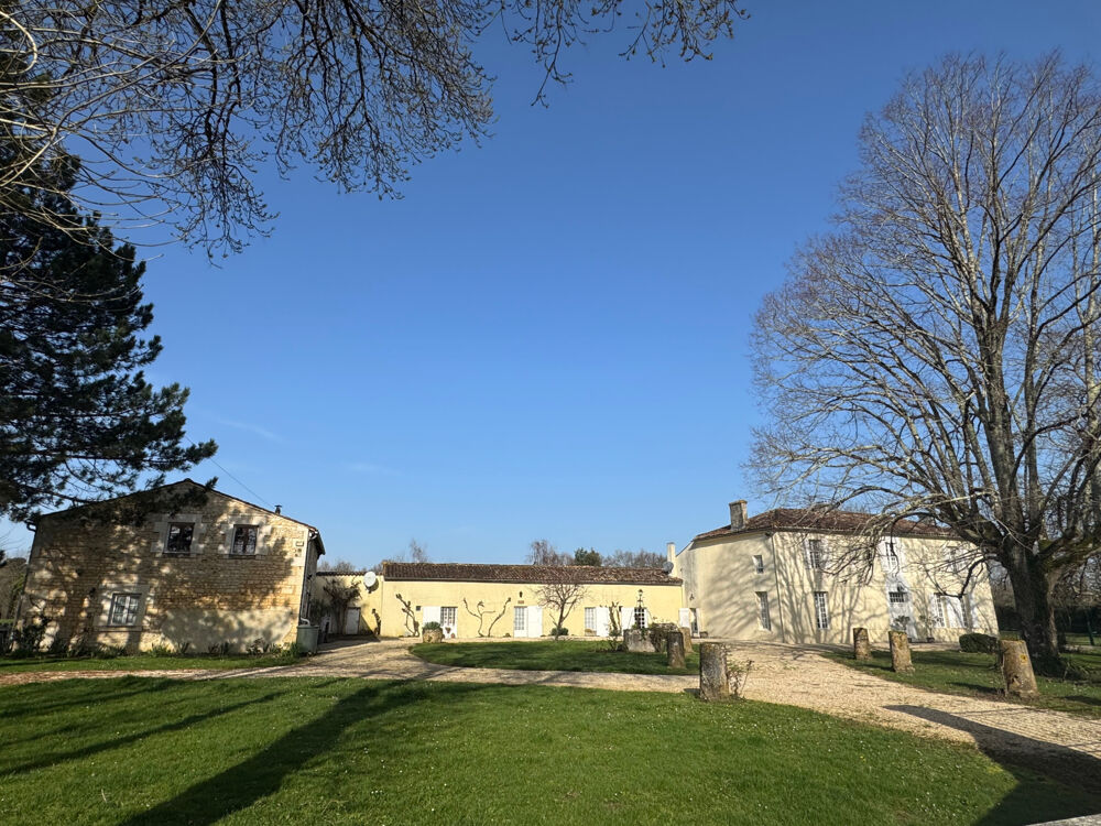 � vendre  Maison Saint-Sigismond-de-Clermont (17240)