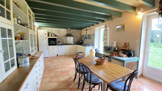  Proprit/chteau  vendre 8 pices 280 m