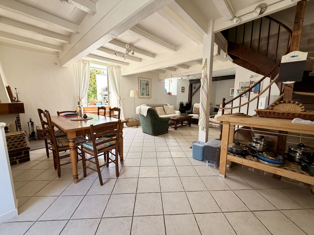 MAISON 105 M2, 2 CHAMBRES, TERRASSE, PROCHE PORT