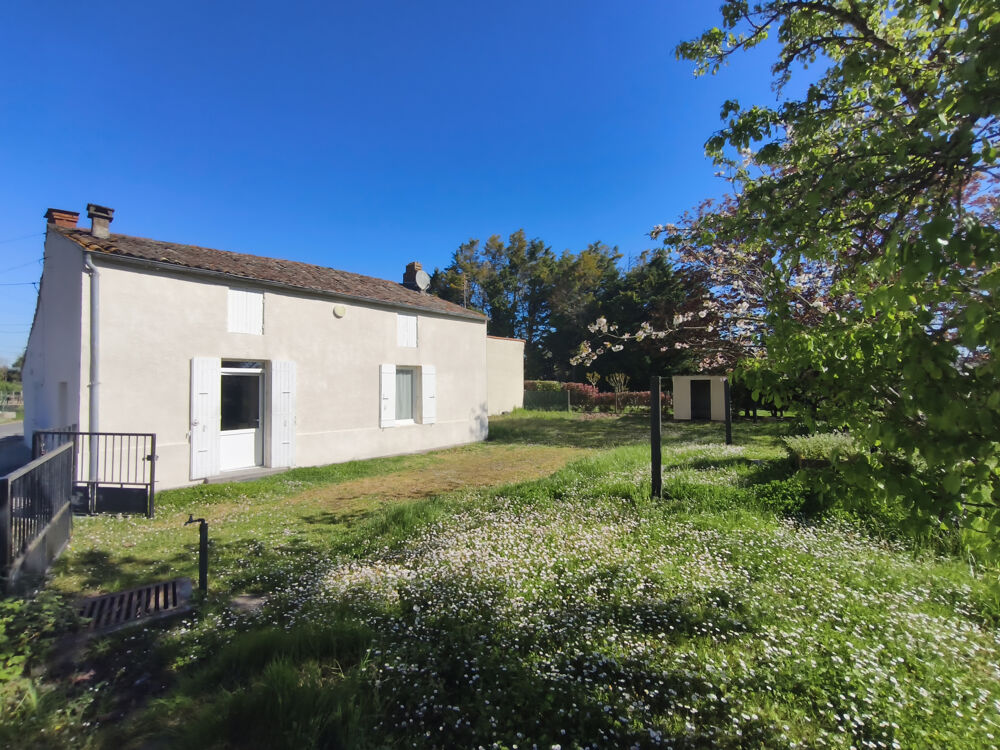 Vente Maison Maison de plain pieds, 2 chambres, terrain de 495 m2. Brie sous mortagne