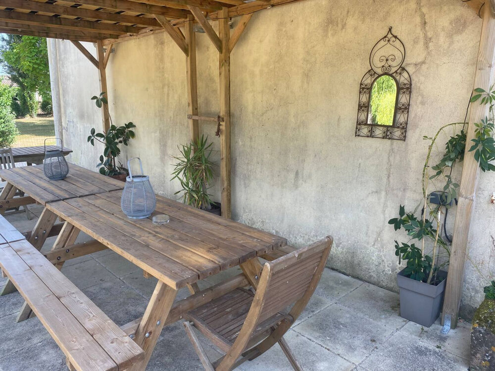 � vendre  Maison Saint-Sigismond-de-Clermont (17240)