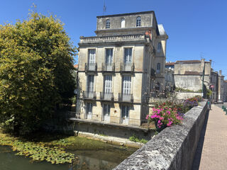  Maison à vendre 10 pièces 220 m²