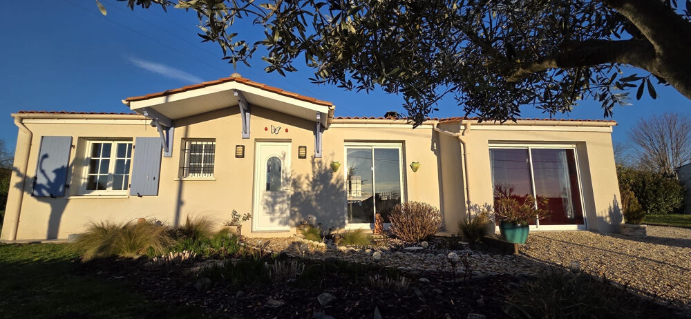 Vente Maison Pavillon 3 chambres + double garage St fort sur gironde