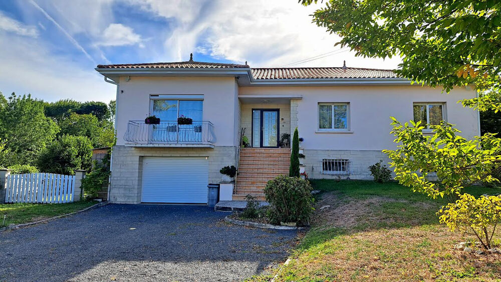 Vente Maison Maison familiale de 174 m2 , belles prestations , idéalement située. Perignac