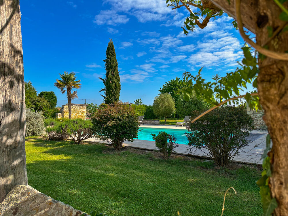 � vendre  Propri�t�/ch�teau Saint-Germain-du-Seudre (17240)