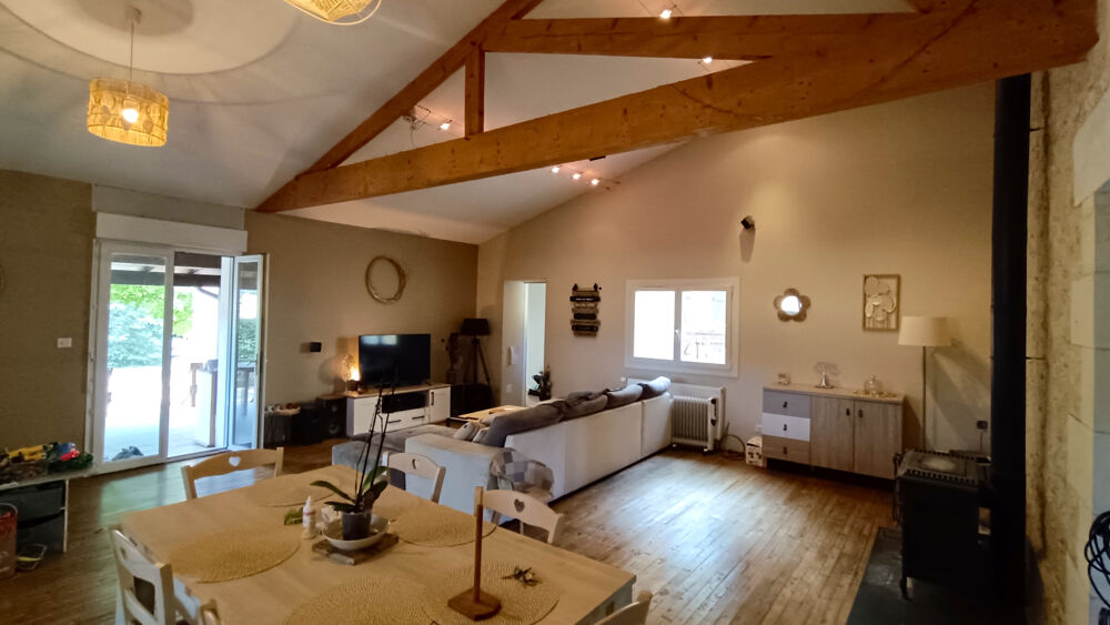 Vente Maison Maison 5 chambres, Garage et terrain arboré de 2220 m2 Grandjean