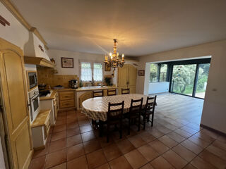  Maison � vendre 8 pi�ces 353 m�