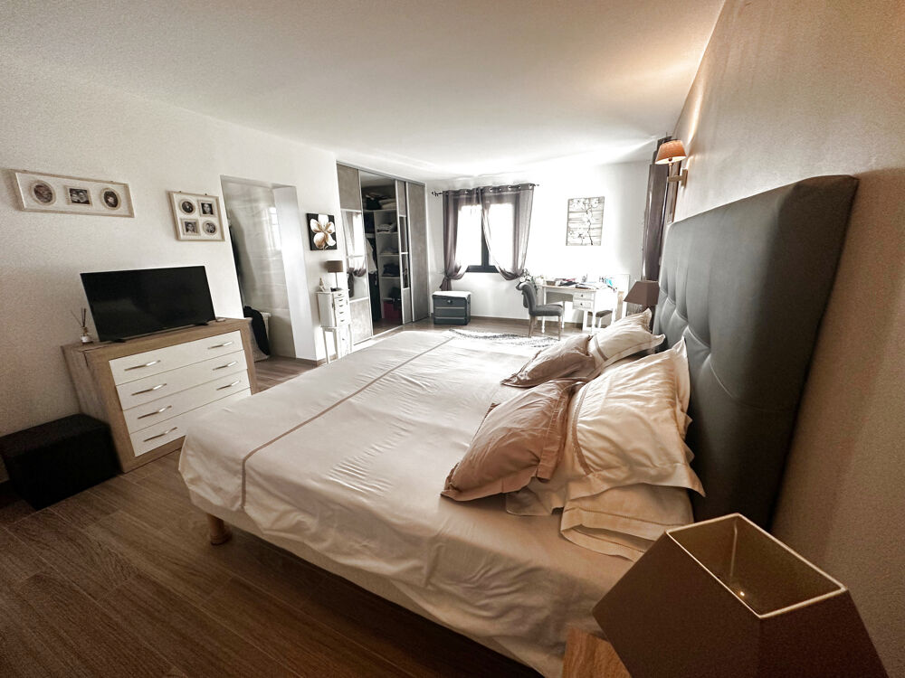 � vendre  Maison Arces (17120)