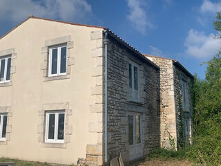  Maison à vendre 15 + pièces 1093 m²