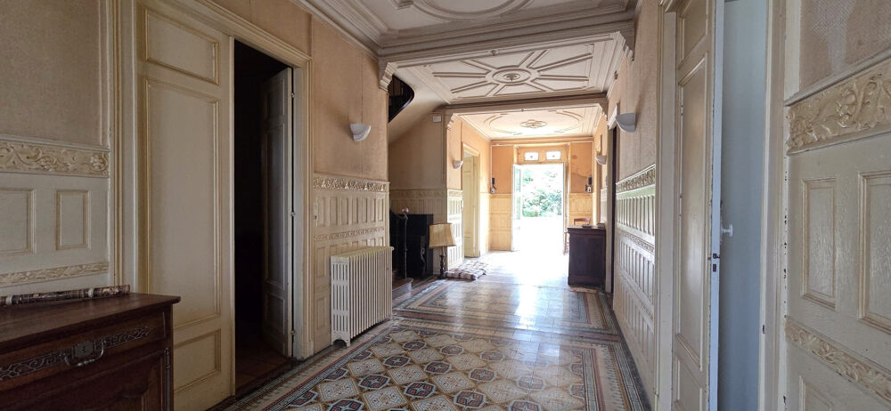 MAISON DE MAITRE, 400 M2, 190 M2 DÉPENDANCES, PARC 7 000 M2