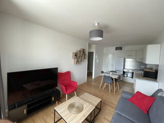  Appartement à louer 2 pièces 37 m²
