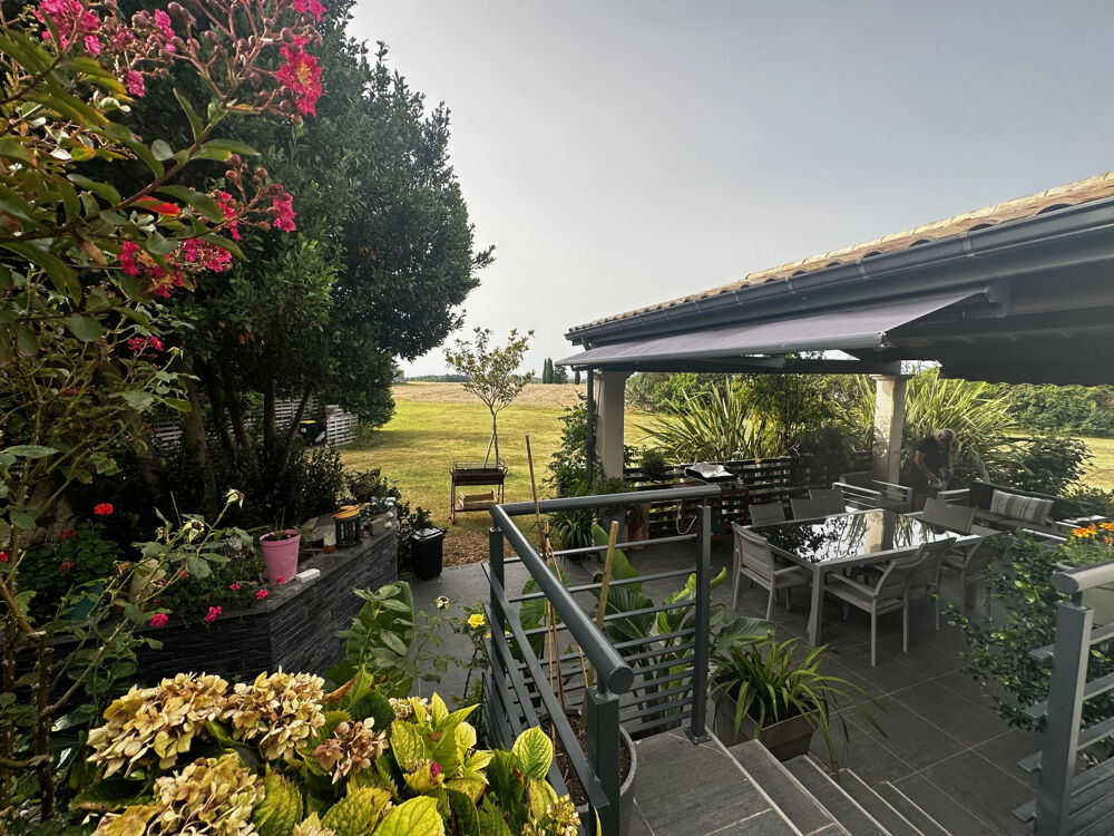 � vendre  Maison Arces (17120)