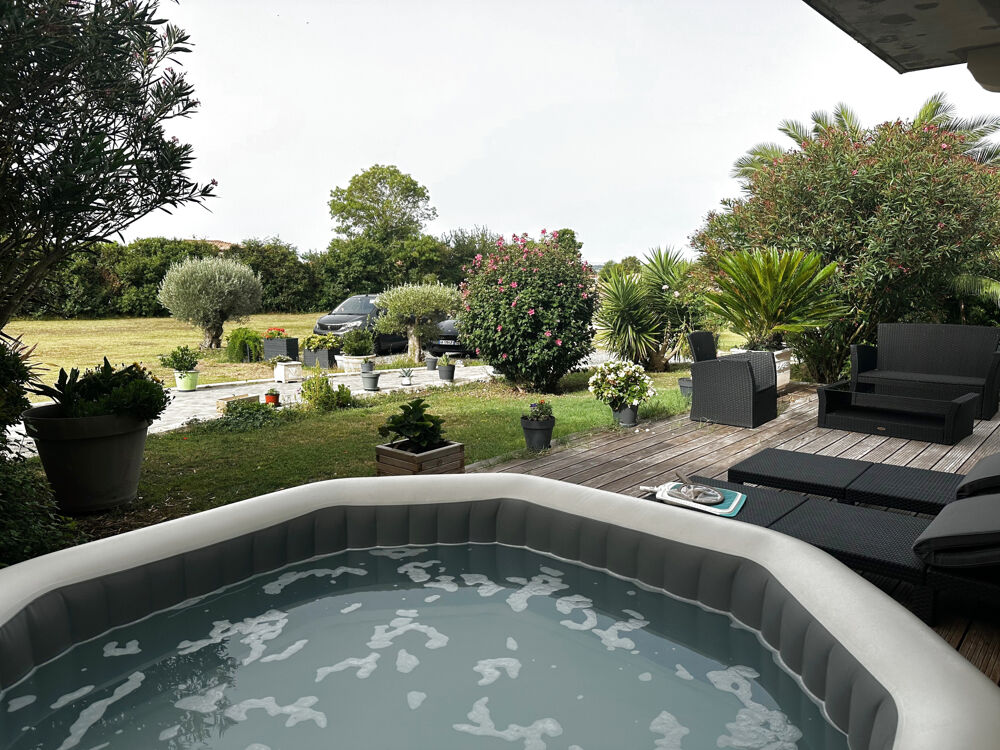 � vendre  Maison Arces (17120)