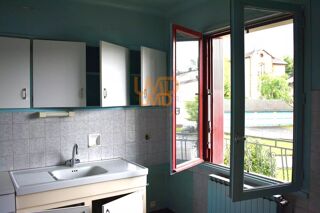  Maison  vendre 9 pices 106 m