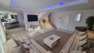  Maison � vendre 7 pi�ces 250 m�