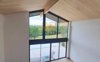  Villa  louer 4 pices 120 m