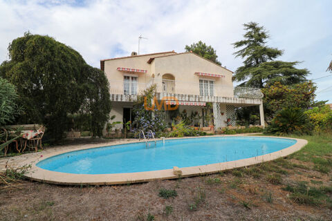   Maison familiale avec piscine � Bernis, aux portes de N�mes Maison - 6 pi�ce(s) - 185 m�