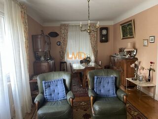  Maison  vendre 8 pices 127 m