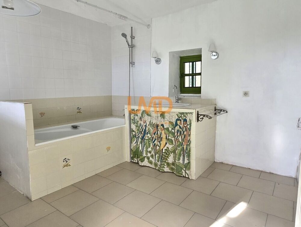 � vendre  Maison Gordes (84220)