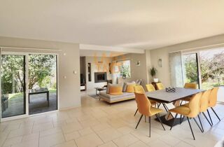  Maison � vendre 7 pi�ces 279 m�