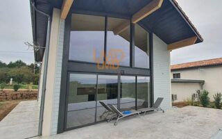  Villa  louer 4 pices 120 m