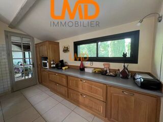  Maison  vendre 6 pices 144 m
