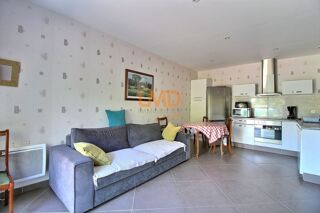  Immeuble à vendre 15 + pièces 350 m²