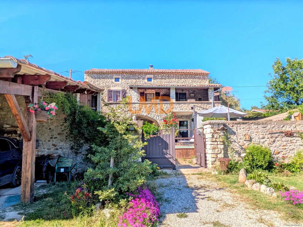 Maison en pierre 7 pièces 150m2, piscine, jardin