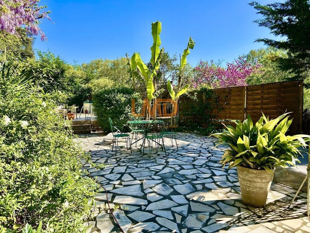 Maison + Terrasse + Lumineux + Calme + Piscine + Jardin