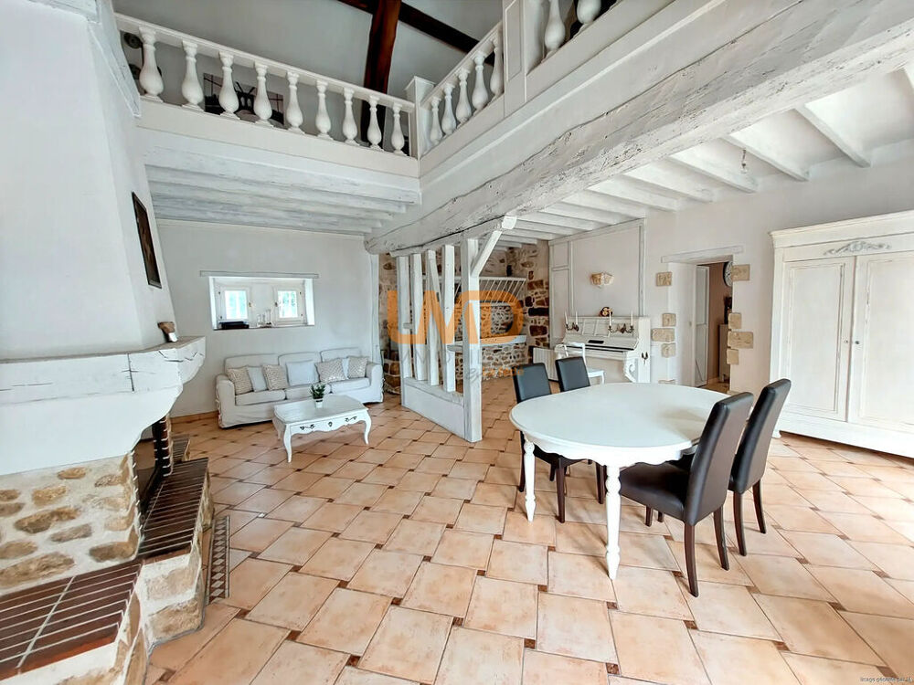 Vente Maison Maison 185 m² habitables sur plus de1600 m² Donnemarie-dontilly
