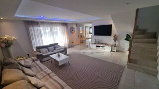  Maison � vendre 7 pi�ces 250 m�