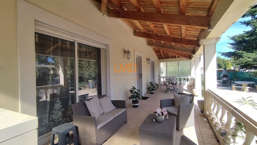 Maison plain pied avec studio attenant, grand garage