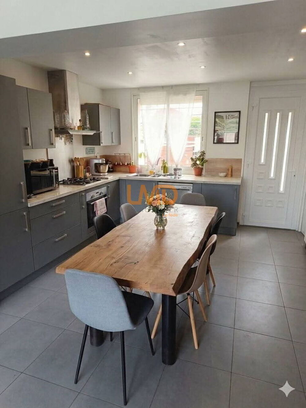 Vente Maison Villa avec pisicne dans quartier calme Saint-laurent-de-la-salanque