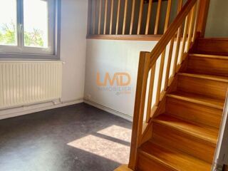  Maison à vendre 12 pièces 241 m²