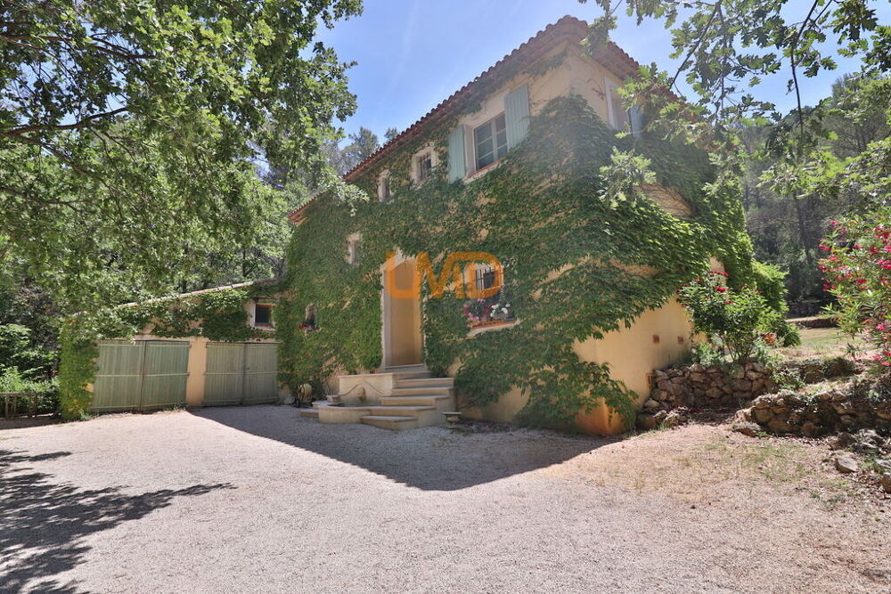 Vente Maison Bastide de charme 4 chambres Terrain 7200m2 Piscine Calme Plein Auriol