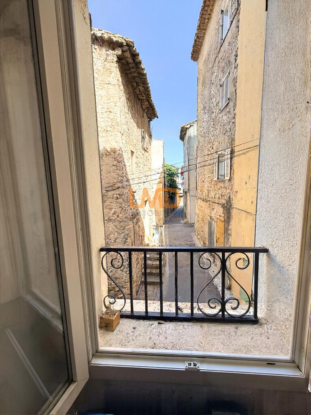 Maison de village en pierre  4 chambres  Trans-en-Provence