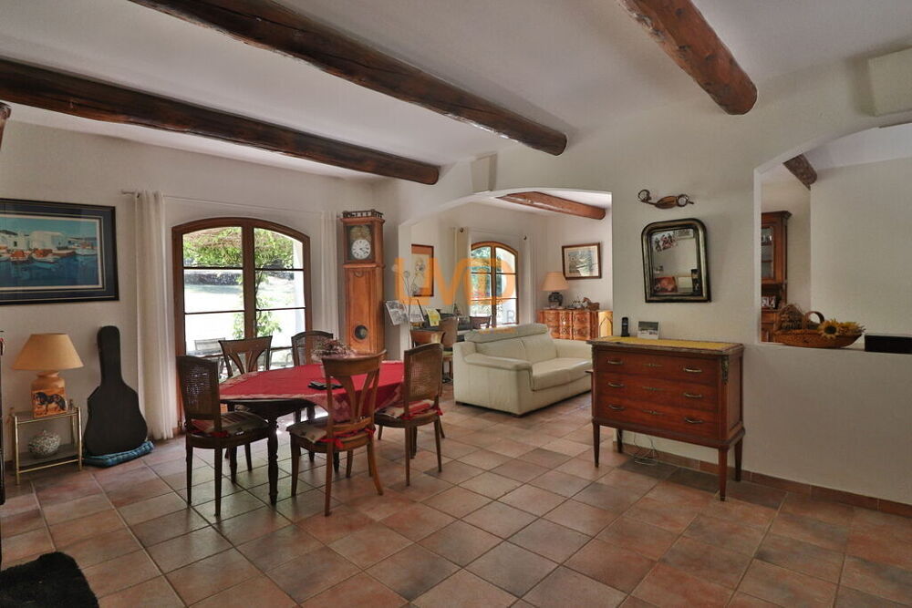 Vente Maison Bastide de charme 4 chambres Terrain 7200m2 Piscine Calme Plein Auriol