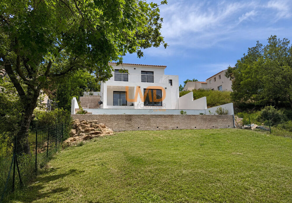 Besse sur Issole dans le Var: maison T6 145m2 terrain 670m2