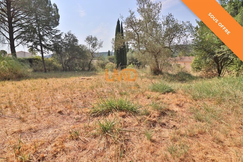 Vente Terrain Le Val: terrain constructible de 1300m2 emprise 10% Le val
