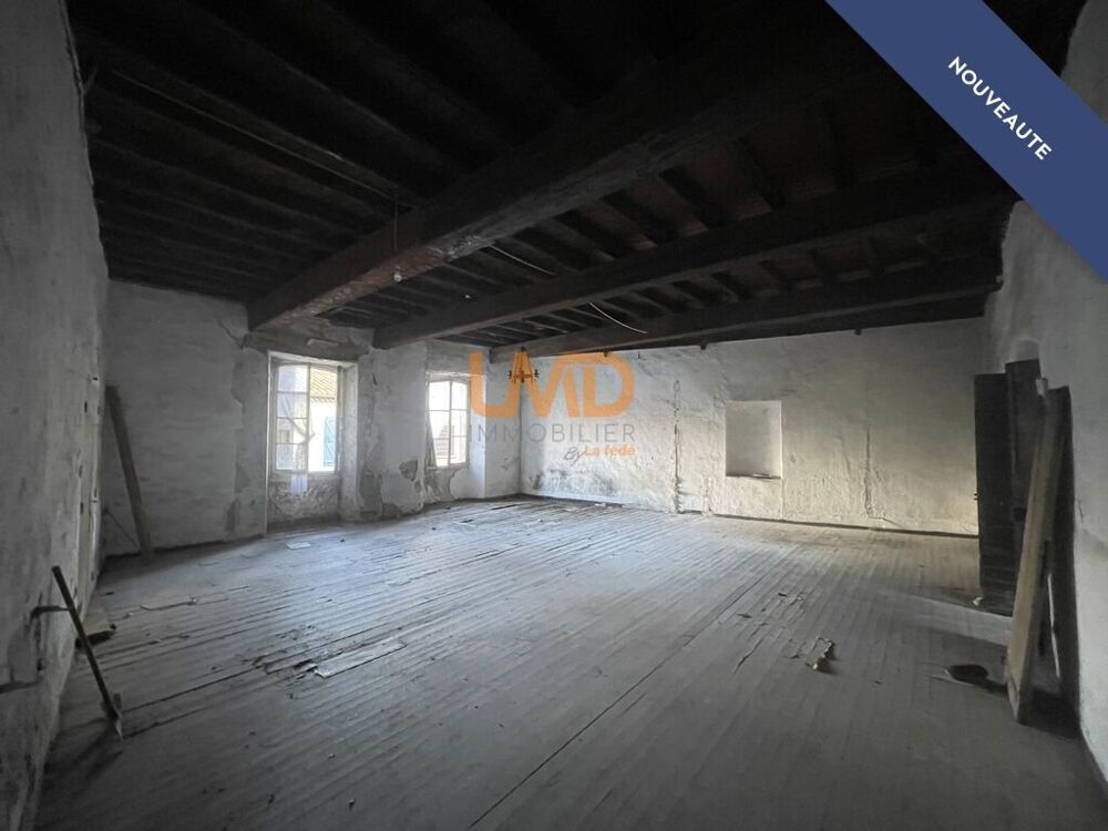 Vente Maison Ensemble immobilier 350 m2 avec patio et garage Bouleternère