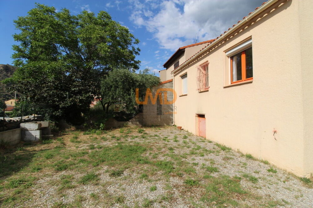 Villa plain pied avec jardin plus garage.