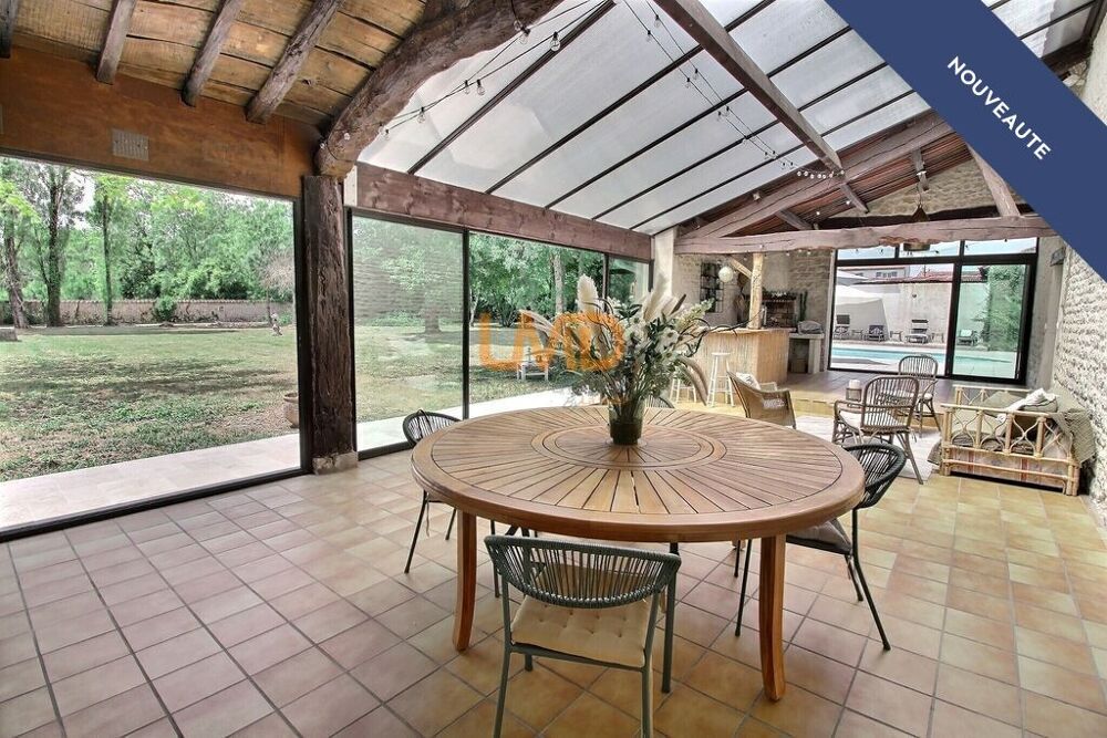 Vente Maison Demeure ancienne rénovée avec piscine Loiré-sur-nie