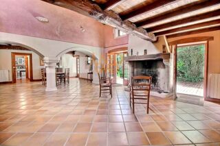  Maison � vendre 8 pi�ces 275 m�