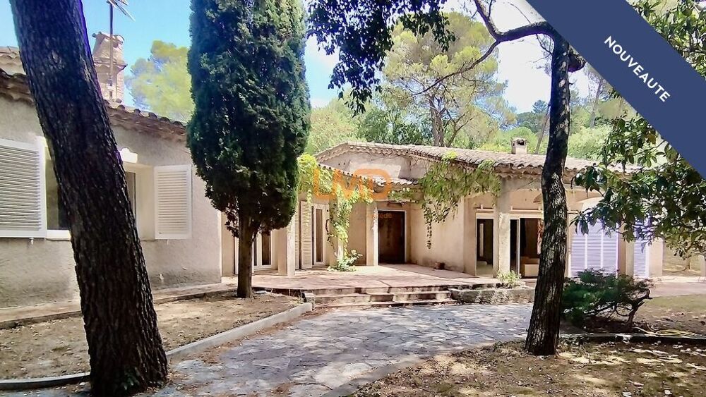 adresse d'exception-villa plain pied-parc arboré-beaux volumes