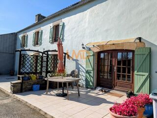  Maison à vendre 15 + pièces 708 m²