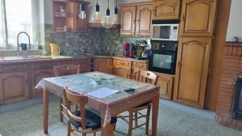 Ferme rénovée 128 m2, plus 1ha de terrain